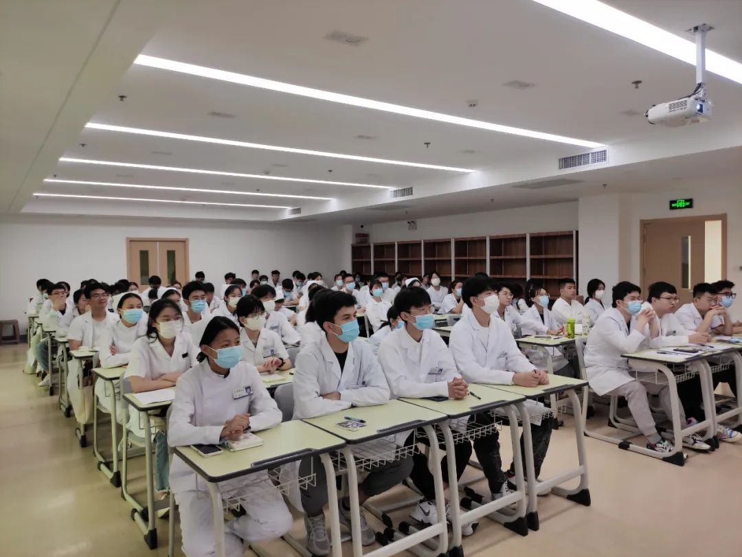 1688463265280571.jpg 1688463265280571.jpg